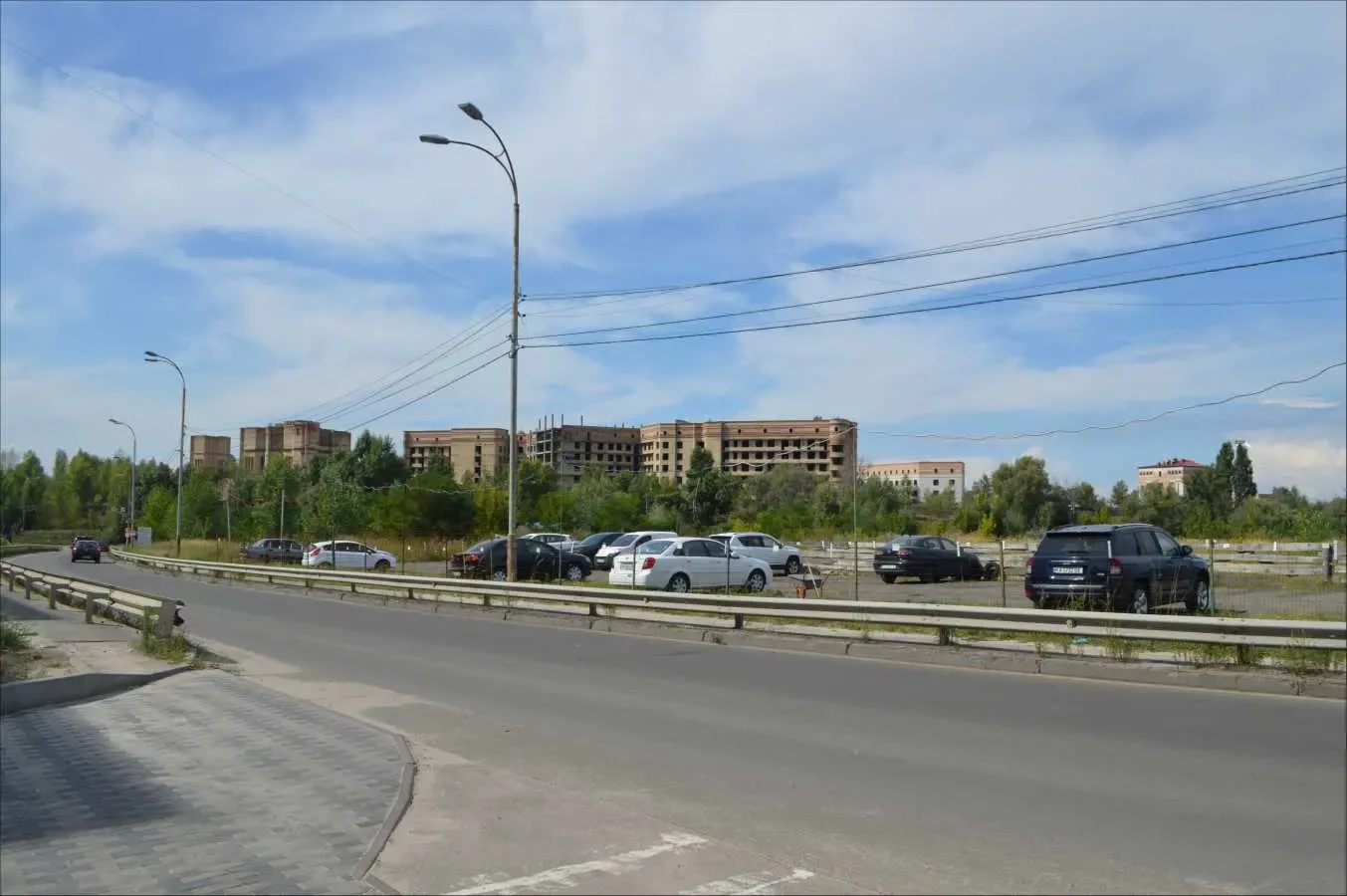 ділянка під житлову забудову Київ, Деснянський, Милославська 16