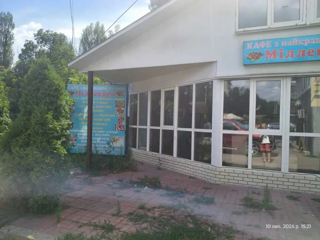 торгові площі Київ, Деснянський, Братиславська 14Б 3