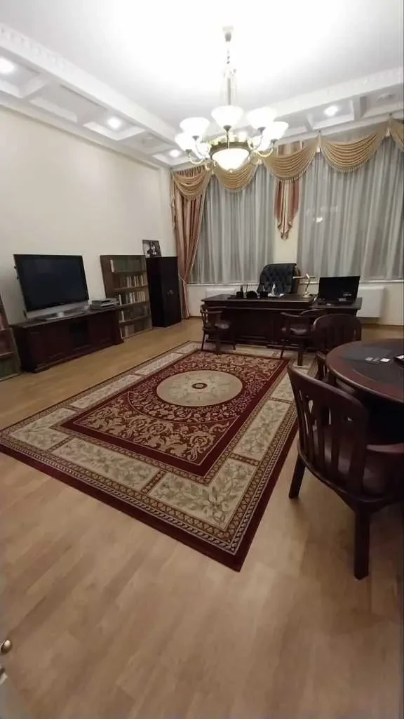 офісна будівля Київ, Солом`янський, Вацлава Гавела 16а 10