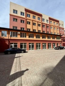 торгові площі Київ, Шевченківський, Глибочицька 17