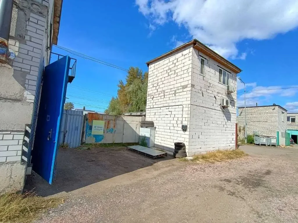 окремий гараж Київ, Деснянський, Пухівська 4