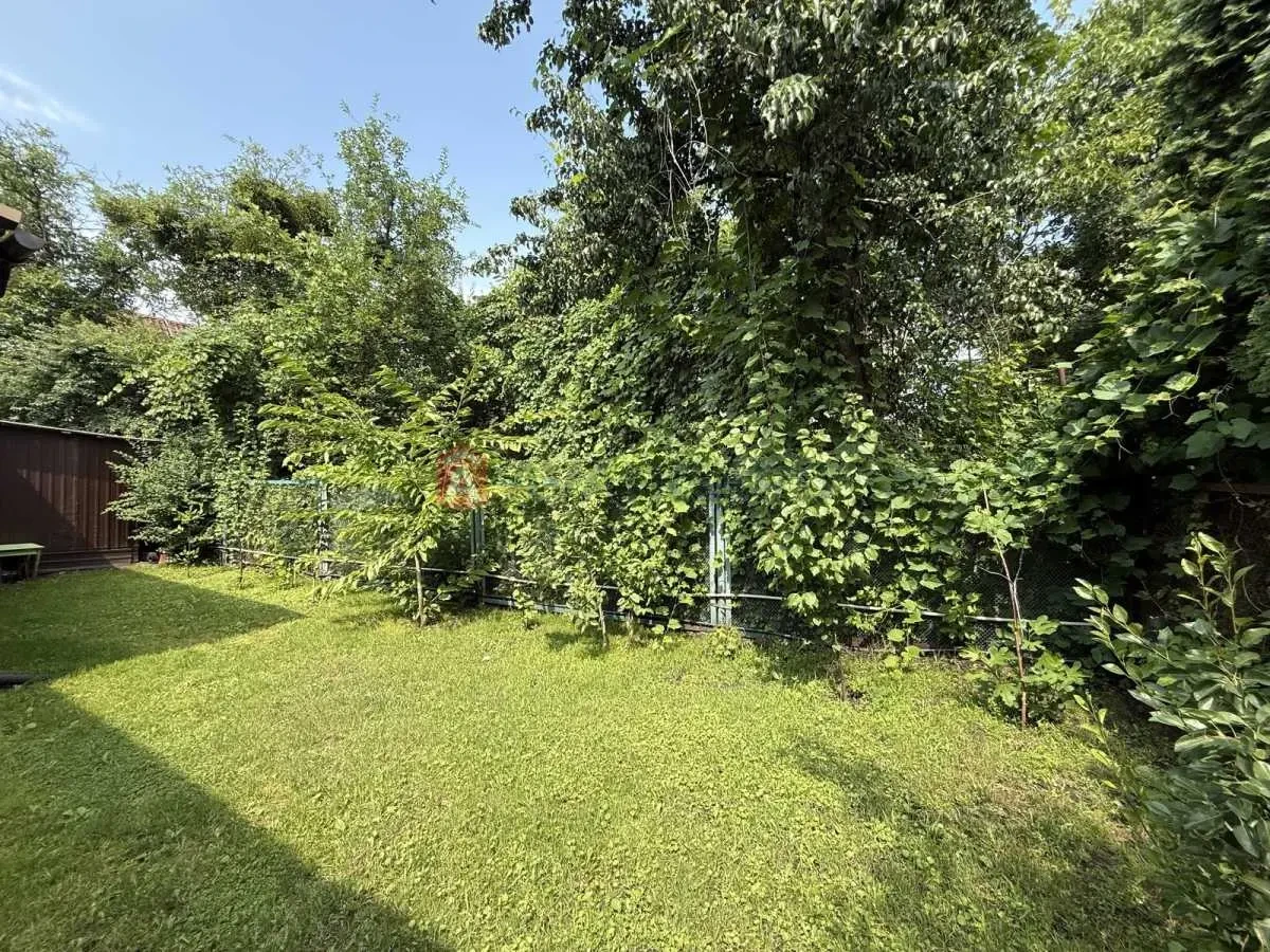 3-к будинок Київ, Дніпровський, 1 Садовий 18