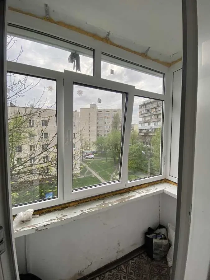 кімната Київ, Деснянський, Лісовий 12Б 4