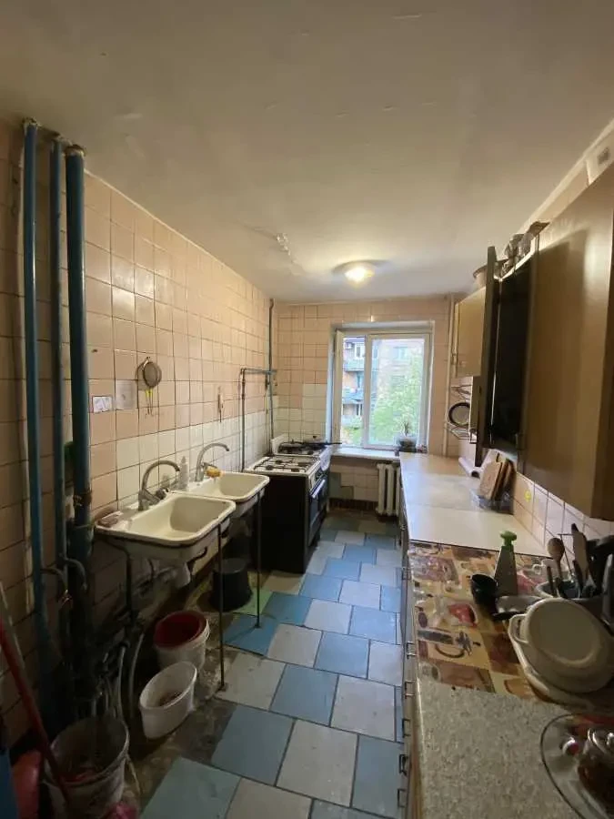 кімната Київ, Деснянський, Лісовий 12Б 10