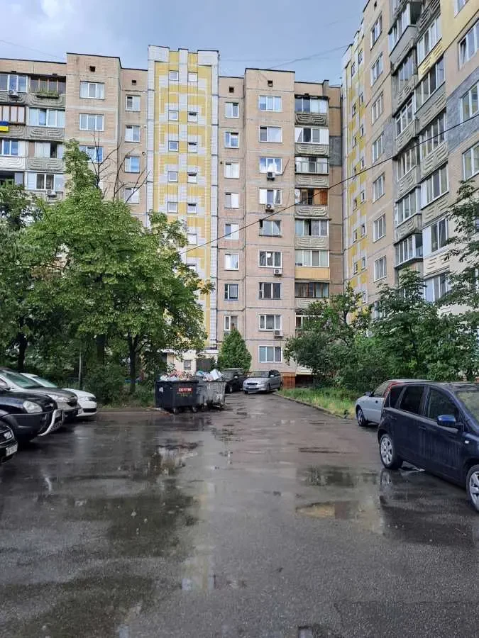 2-к квартира Київ, Деснянський, Теодора Драйзера 10