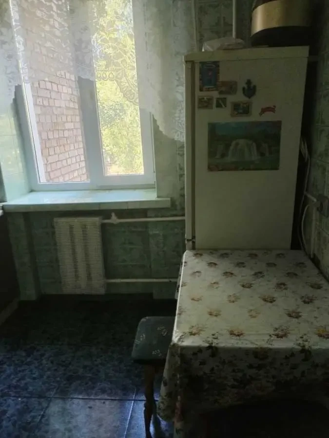 кімната Київ, Дніпровський, Соборності 4 3