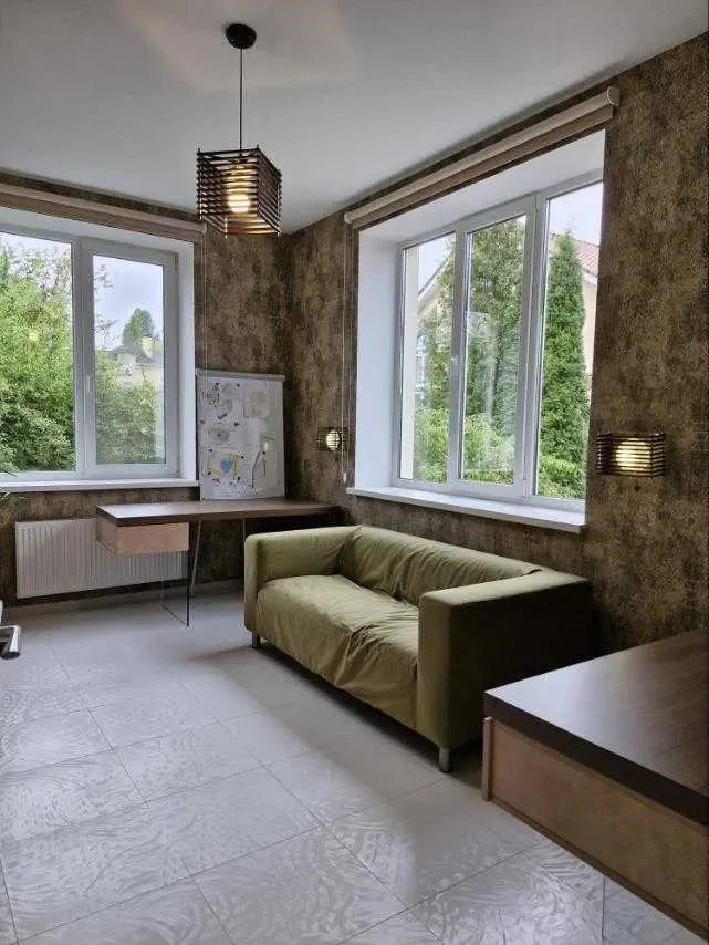 4-к будинок Київ, Святошинський, Берковецька 5