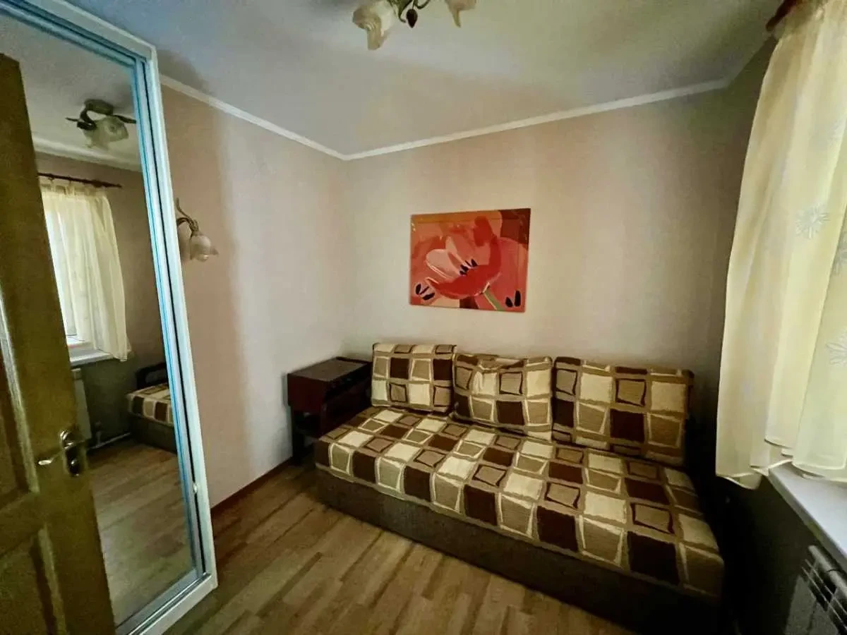 3-к дача Бучанський, Лісне, Лісова 10