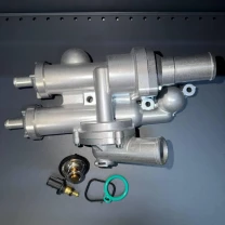 Корупс термостата алюмінієвий Chrysler 200, Chrysler Sebring, Dodge Avanger, Dodge Caliber, Dodge Journey, Jeep Compass, Jeep
