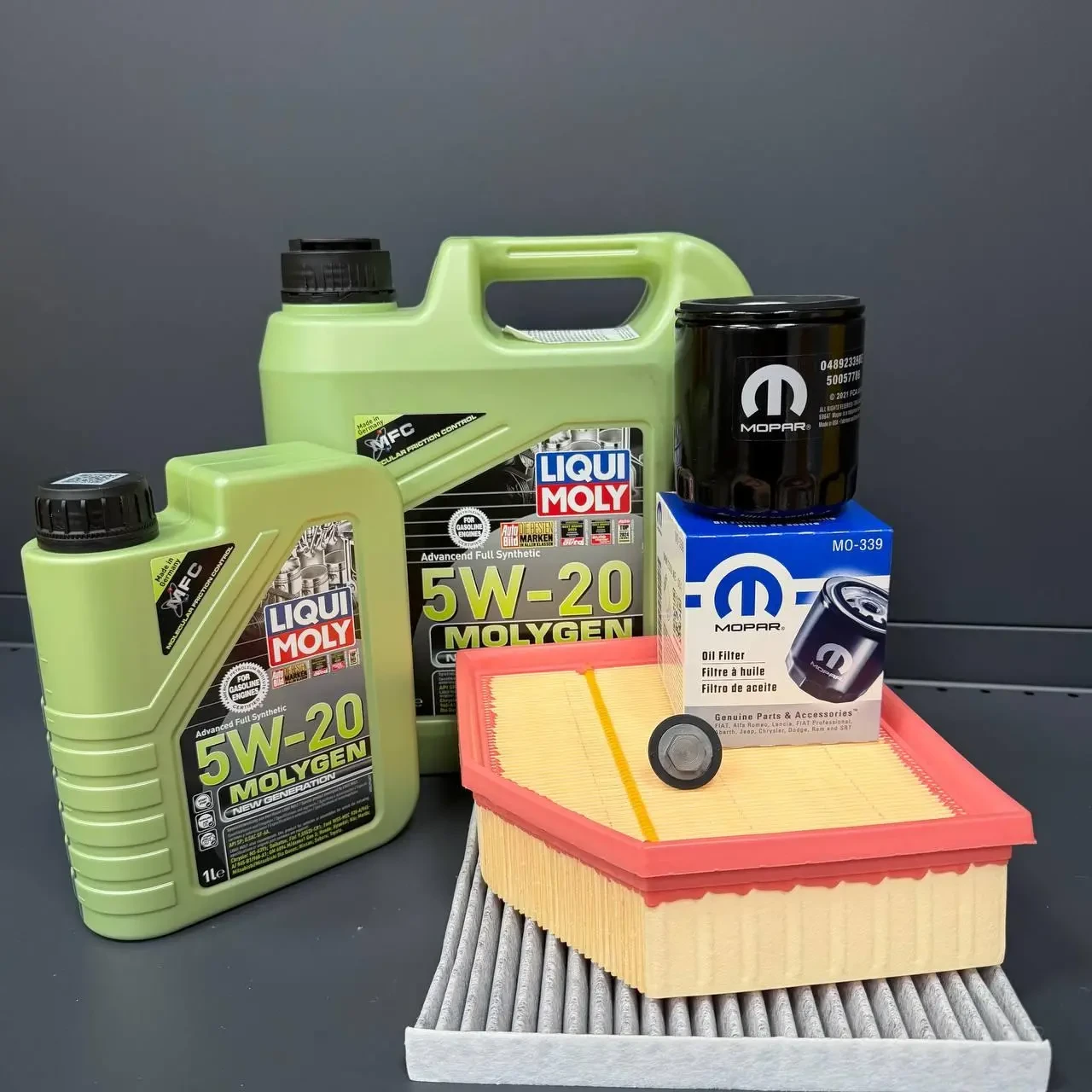 Комплект для ТО  Liqui Moly 5w20 DODGE DART 2.0/2.4 (Масло 4л+1л, фільтр масляний, фільтр повітряний, фільтр салону вугільний,