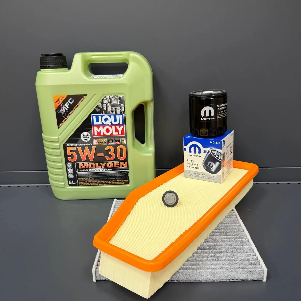 Комплект для ТО  Liqui Moly 5w30 Jeep Cherokee рест 2018+  2.0 (Масло, фільтр масляний, фільтр повітряний, фільтр салону