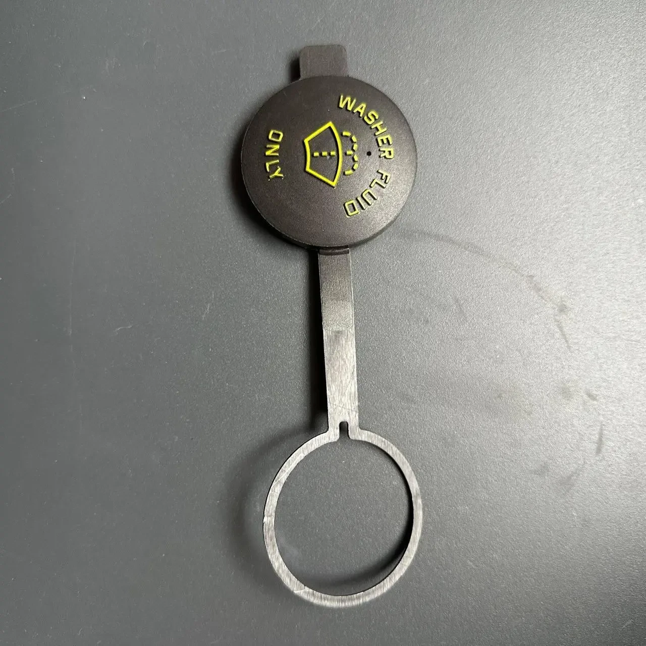 Кришка бачка омивача Ford, Lincoln F2UZ17632A