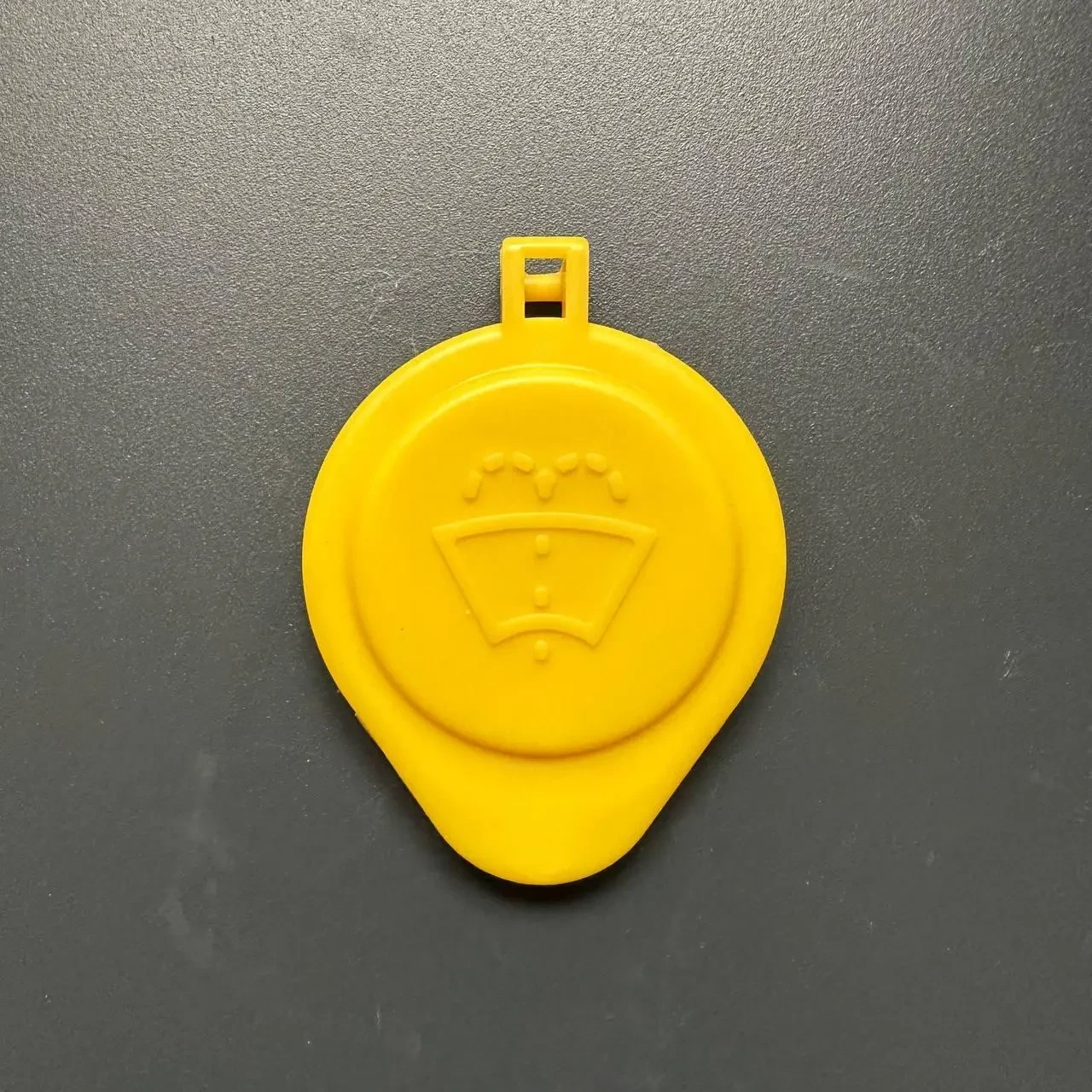 Кришка бачка омивача Ford ESCAPE MK3 13-19 8L8Z17632A