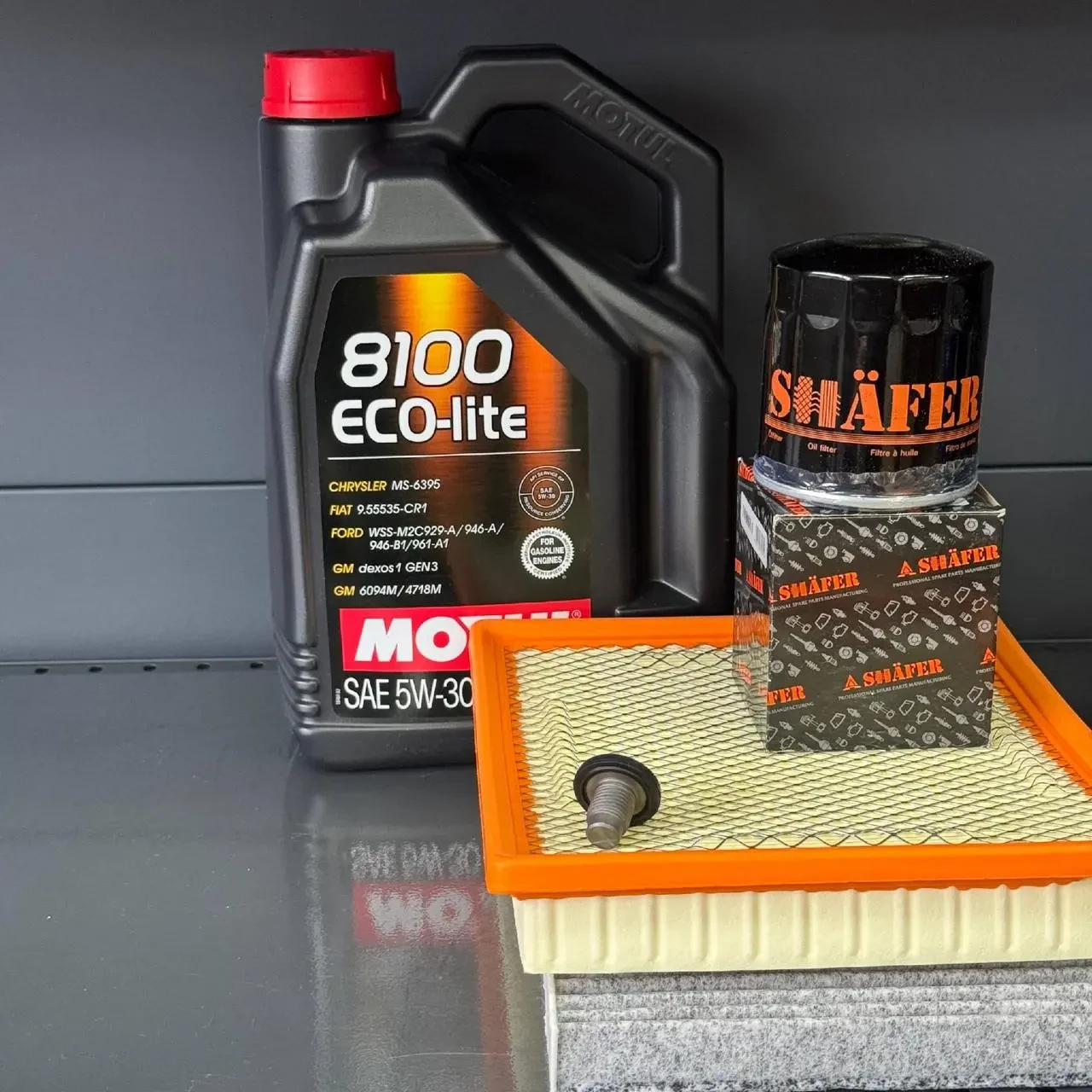 Комплект для ТО MOTUL Eco-Lite 5w30 Dodge Journey 2.4 (Масло, фільтр масляний, фільтр повітряний, фільтр салону вугільний, зливна