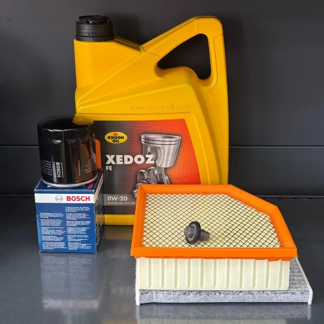 Комплект для ТО  KROON OIL 0w20 DODGE DART 2.0/2.4 (Масло, фільтр масляний, фільтр повітряний, фільтр салону вугільний, зливна