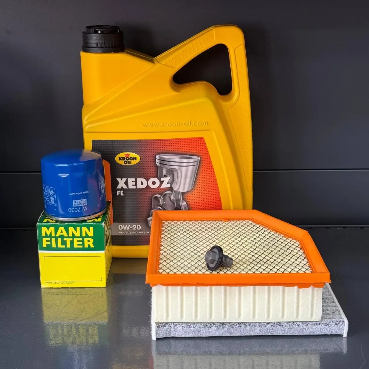 Комплект для ТО  KROON OIL 0w20 DODGE DART 2.0/2.4 (Масло, фільтр масляний, фільтр повітряний, фільтр салону вугільний, зливна