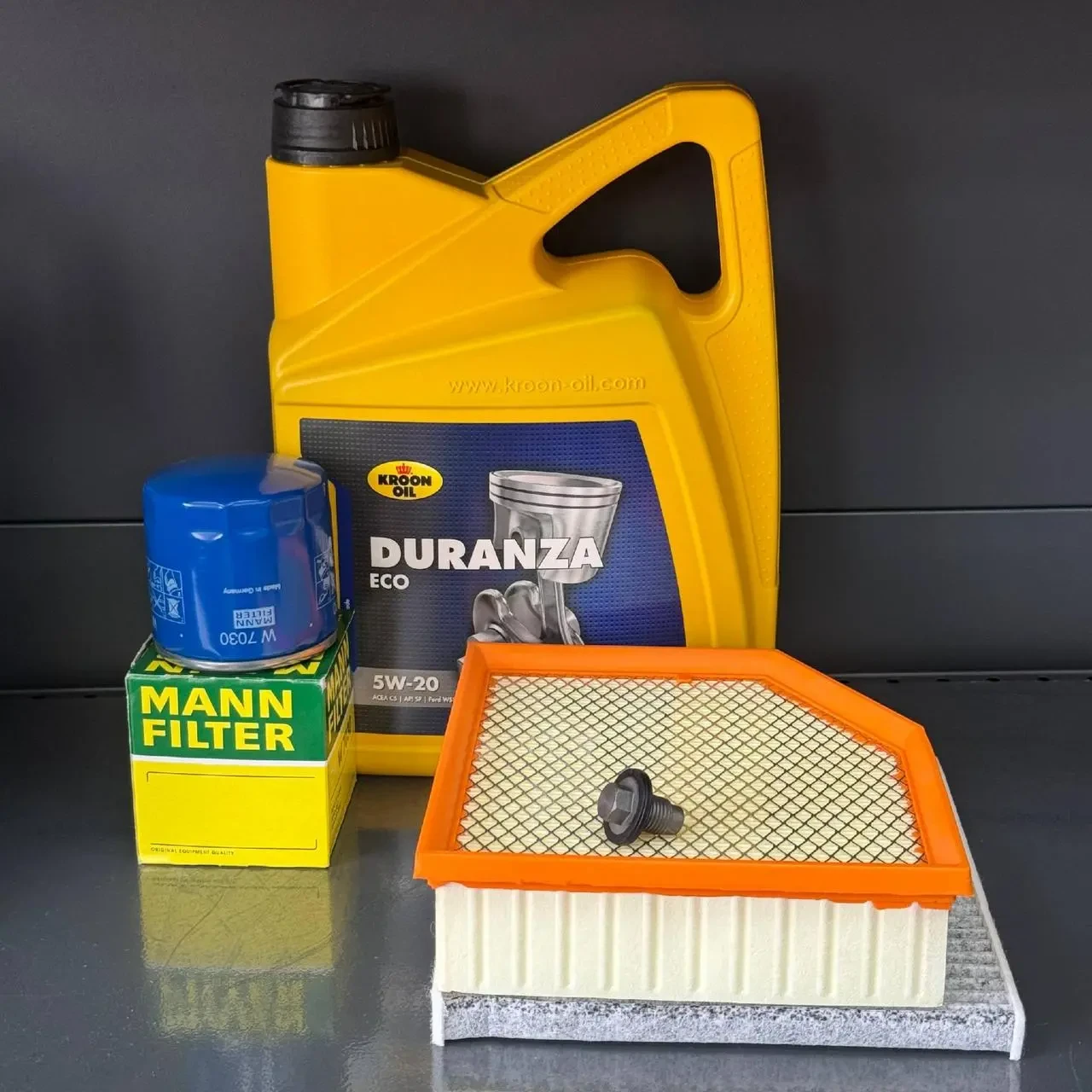 Комплект для ТО  KROON OIL 5w20 DODGE DART 2.0/2.4 (Масло, фільтр масляний, фільтр повітряний, фільтр салону вугільний, зливна