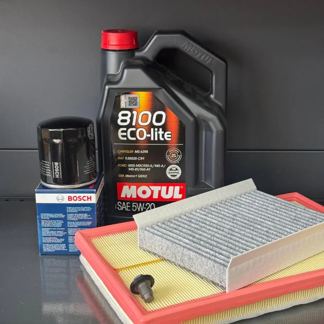 Комплект для ТО MOTUL Eco-Lite 5w20 Dodge Hornet 2.0 Jeep Compass 2.0 2023  (Масло, фільтр масляний, фільтр повітряний, фільтр