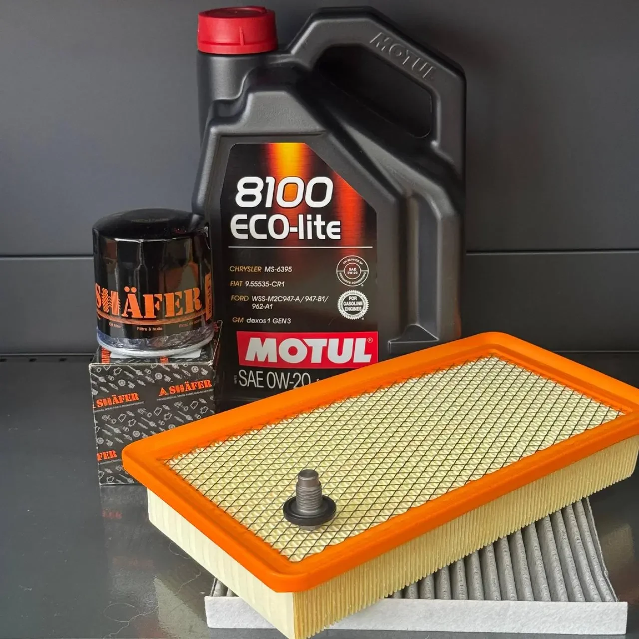 Комплект для ТО Motul 0w20 CHRYSLER 200 2.4 (Масло, фільтр масляний, фільтр повітряний, фільтр салону вугільний, зливна кришка)
