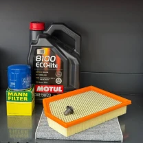 Комплект для Motul 5w20 Jeep Cherokee до рест -2018 2.4 (Масло, фільтр масляний, фільтр повітряний, фільтр салону вугільний,