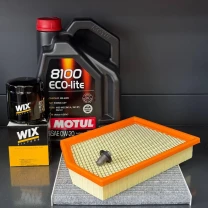 Комплект для Motul 0w20 Jeep Cherokee до рест -2018 2.4 (Масло, фільтр масляний, фільтр повітряний, фільтр салону вугільний,