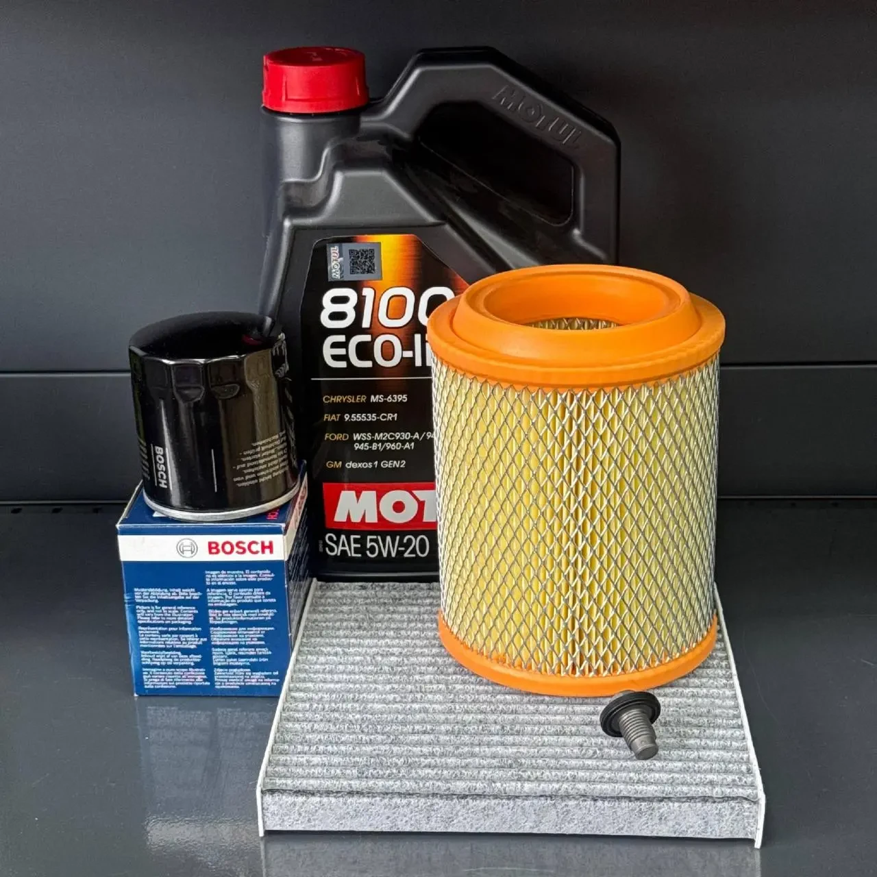 Комплект для ТО Motul  5w20 Jeep Patriot 2.0/2.4 11-16 Compass 2.0/2.4 11-16 Dodge Caliber 2.0 11-12/2.4 11 (Масло, фільтр