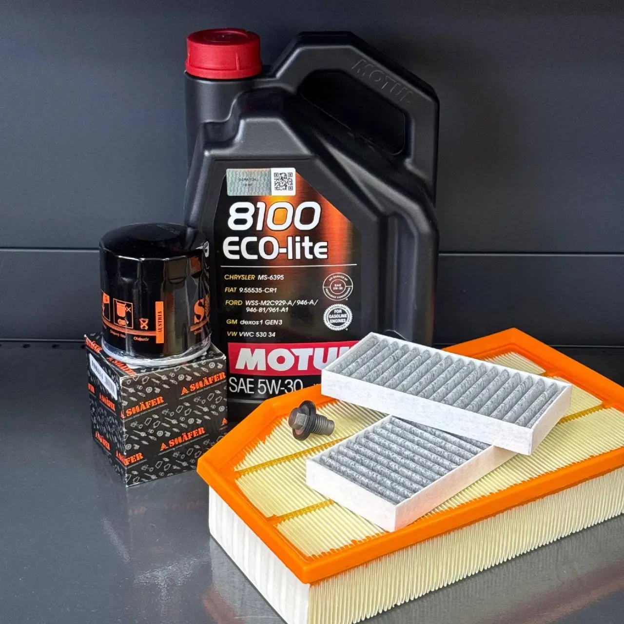 Комплект для ТО Motul 5w30 Jeep Wrangler 2.0 2018 (Масло, фільтр масляний, фільтр повітряний, фільтр салону вугільний, зливна