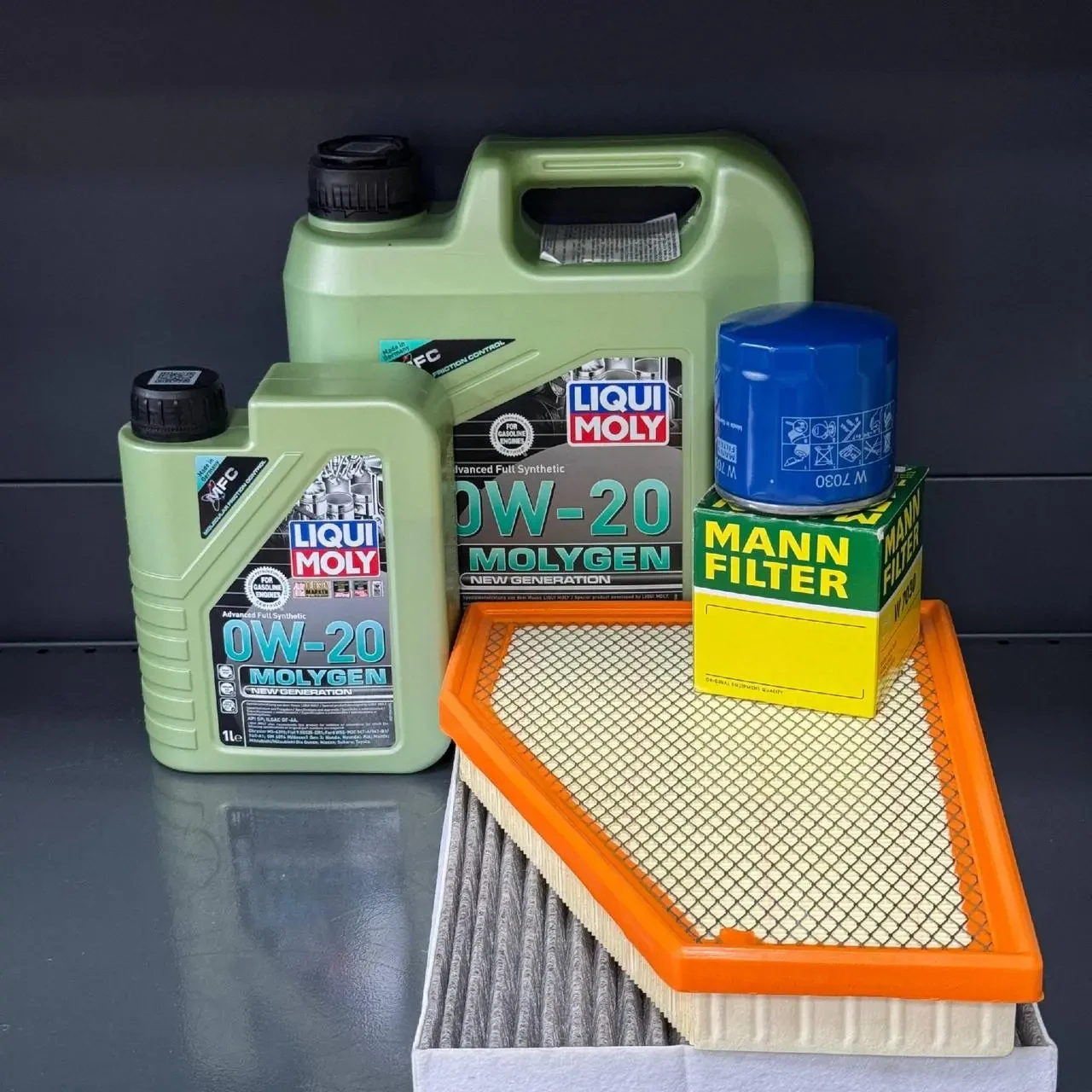 Комплект для ТО Jeep Grand Cherokee WL 2.0  Liqui Moly 0w20 (Масло 4+1, фільтр масляний, фільтр повітряний, фільтр салону