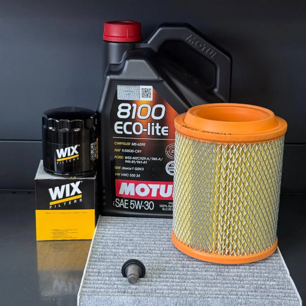 Комплект для ТО Motul  5w30 Jeep Patriot 2.0/2.4 11-16 Compass 2.0/2.4 11-16 Dodge Caliber 2.0 11-12/2.4 11 (Масло, фільтр