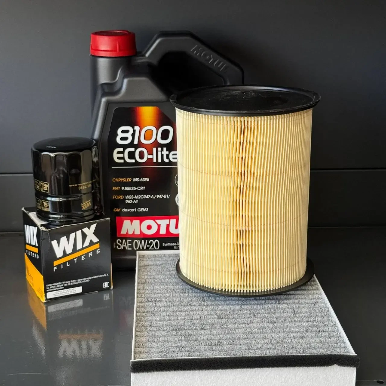 Комплект для ТО Motul 0w20 Ford focus (2.0) 12-18 Focus (1.0L) 15-18 Escape (1.5 L) 17-19/(1.6 L) 13 (Масло, фільтр масляний,