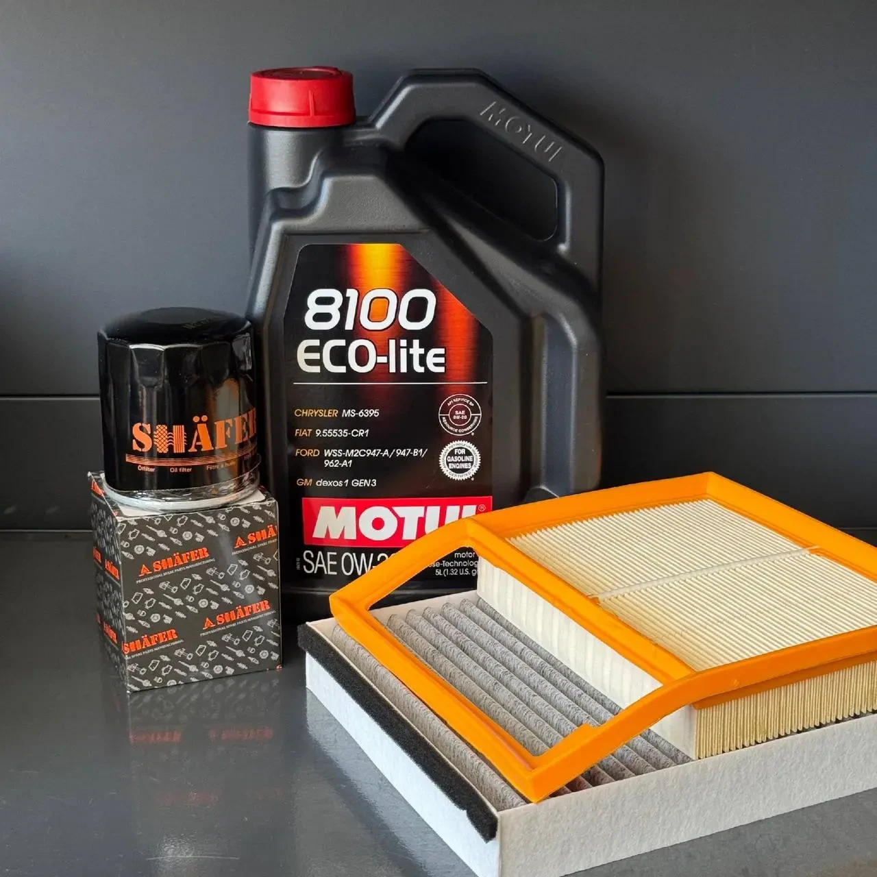 Комплект для ТО Motul 0w20 Ford C-Max 13-18 2.0 (Масло, фільтр масляний, фільтр повітряний, фільтр салону вугільний)