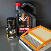 Комплект для ТО Motul 5w20 Ford C-Max 13-18 2.0 (Масло, фільтр масляний, фільтр повітряний, фільтр салону вугільний)