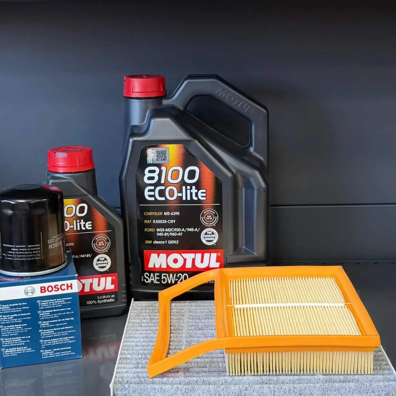 Комплект для ТО Motul 5w20 Lincoln MKZ 2.0 Ecoboost 14-18 Ford Fusion 2.0 Ecoboost 13-20 (Масло 5+1л, фільтр масляний, фільтр