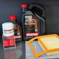 Комплект для ТО Motul 5w30 Ford Fusion 2.0 13-20 Ecoboost Lincoln MKZ 2.0 14-18 Ecoboost (Масло 5+1л, фільтр масляний, фільтр