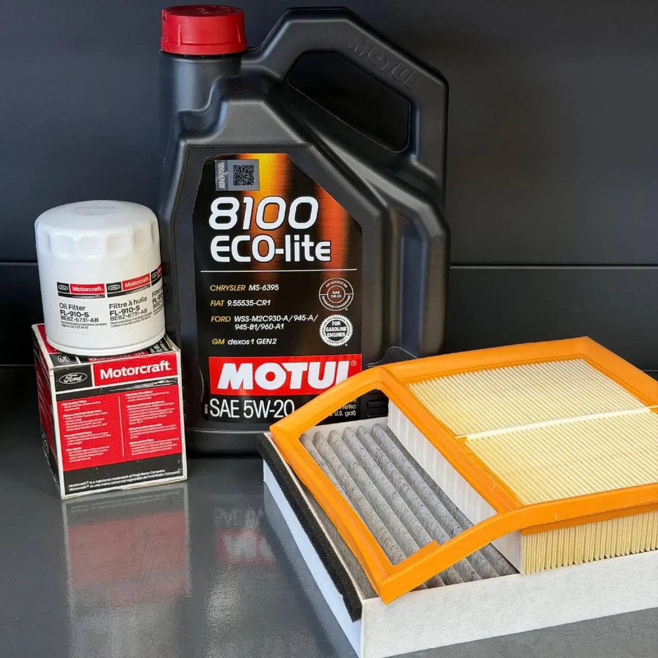 Комплект для ТО Motul 5w20 Ford C-Max 13-18 2.0 (Масло,  фільтр масляний, фільтр повітряний, фільтр салону вугільний)