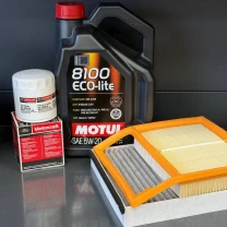 Комплект для ТО Motul 5w20 Ford C-Max 13-18 2.0 (Масло,  фільтр масляний, фільтр повітряний, фільтр салону вугільний)