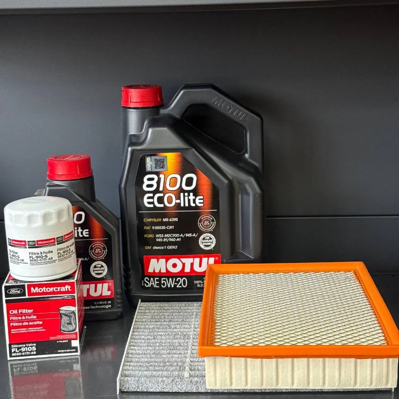 Комплект для ТО Motul 5w20 Ford Edge 2 (2.0)/Edge 4 (2.0)15-20/Fusion(2.5)13-20 Lincoln MKZ(2.0)14-19/Nautilus (2.0)19 (Маслo,