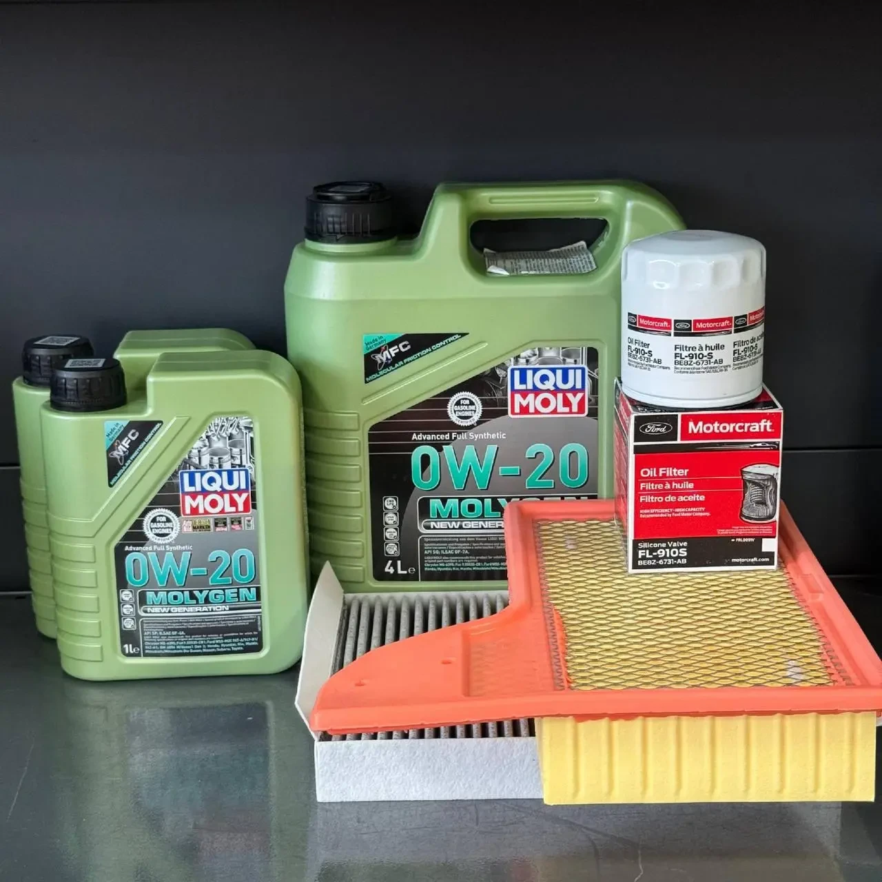 Комплект для ТО Liqui Moly 0w20 Ford Mustang (2.3)15-21 (Масло 6л, фільтр масляний, фільтр повітряний, фільтр салону вугільний)