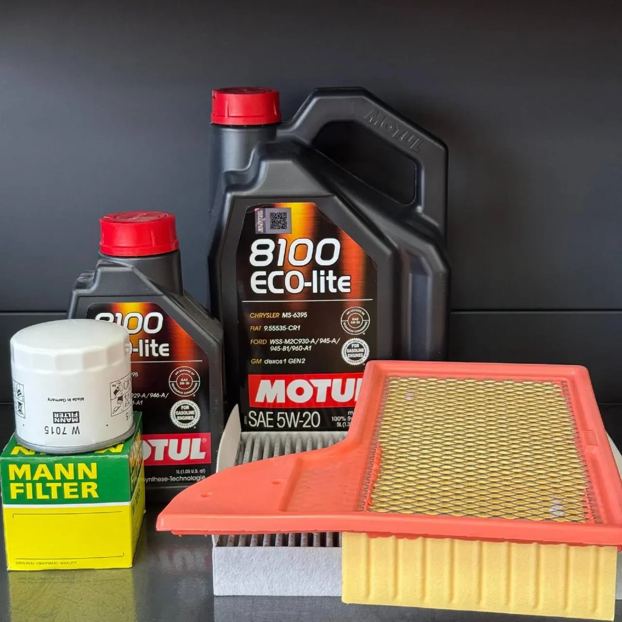 Комплект для ТО Motul 5w20 Ford Mustang (2.3)15-21 (Масло 6л, фільтр масляний, фільтр повітряний, фільтр салону вугільний)