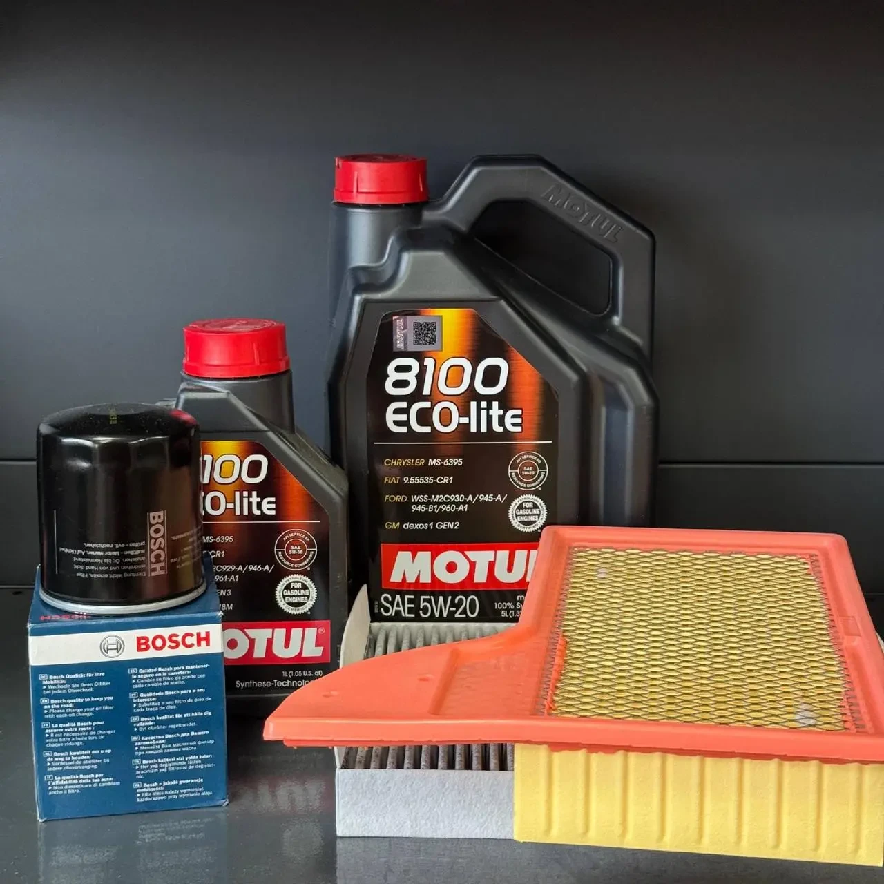 Комплект для ТО Motul 5w20 Ford Mustang (2.3)15-21 (Масло 6л, фільтр масляний, фільтр повітряний, фільтр салону вугільний)