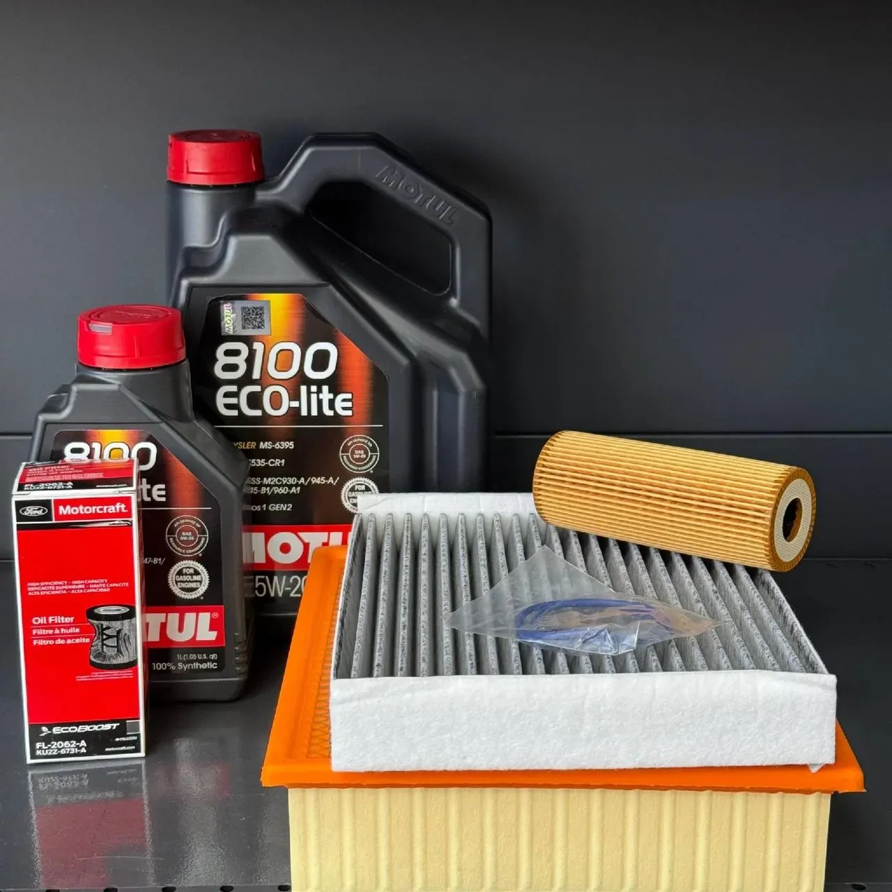 Комплект для ТО Motul 5w20 Ford F150 (2.7) 15-20 (Масло, фільтр масляний, фільтр повітряний, фільтр салону вугільний)