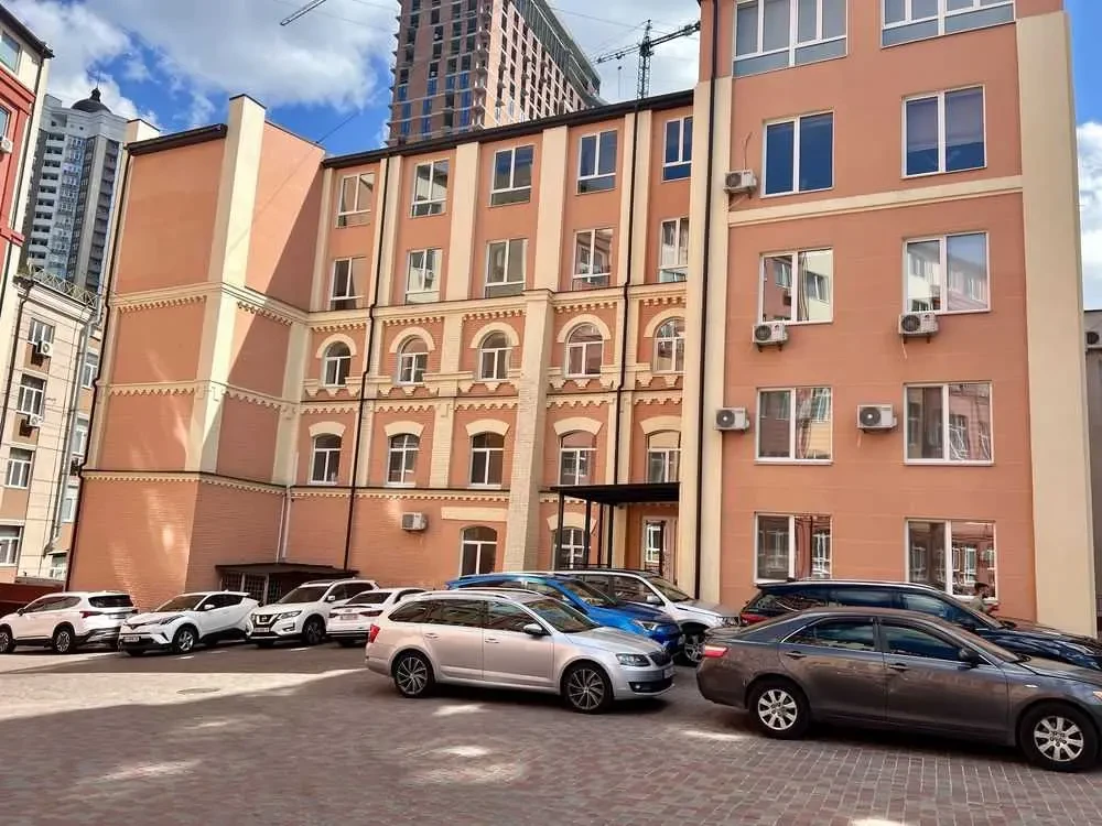 офісне приміщення Київ, Подільський, Глибочицька 17 16
