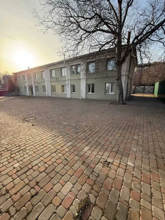 приміщення, будівлі Київ, Шевченківський, Тропініна 4Б