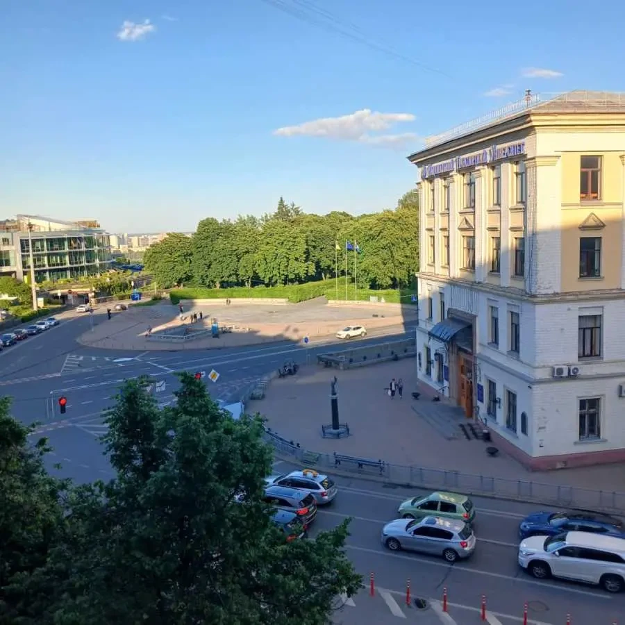 2-к квартира Київ, Печерський, Івана Мазепи 16-18/29 15