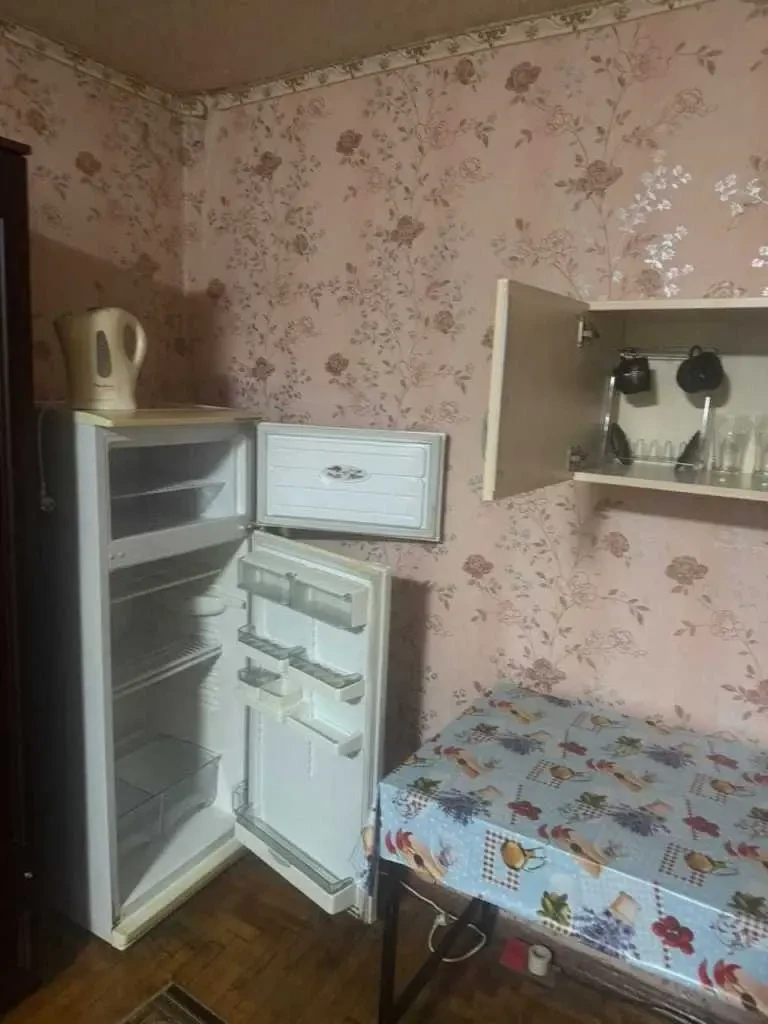 кімната Київ, Подільський, Світлицького 24-а 5