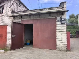 окремий гараж Київ, Деснянський, Крайня 13