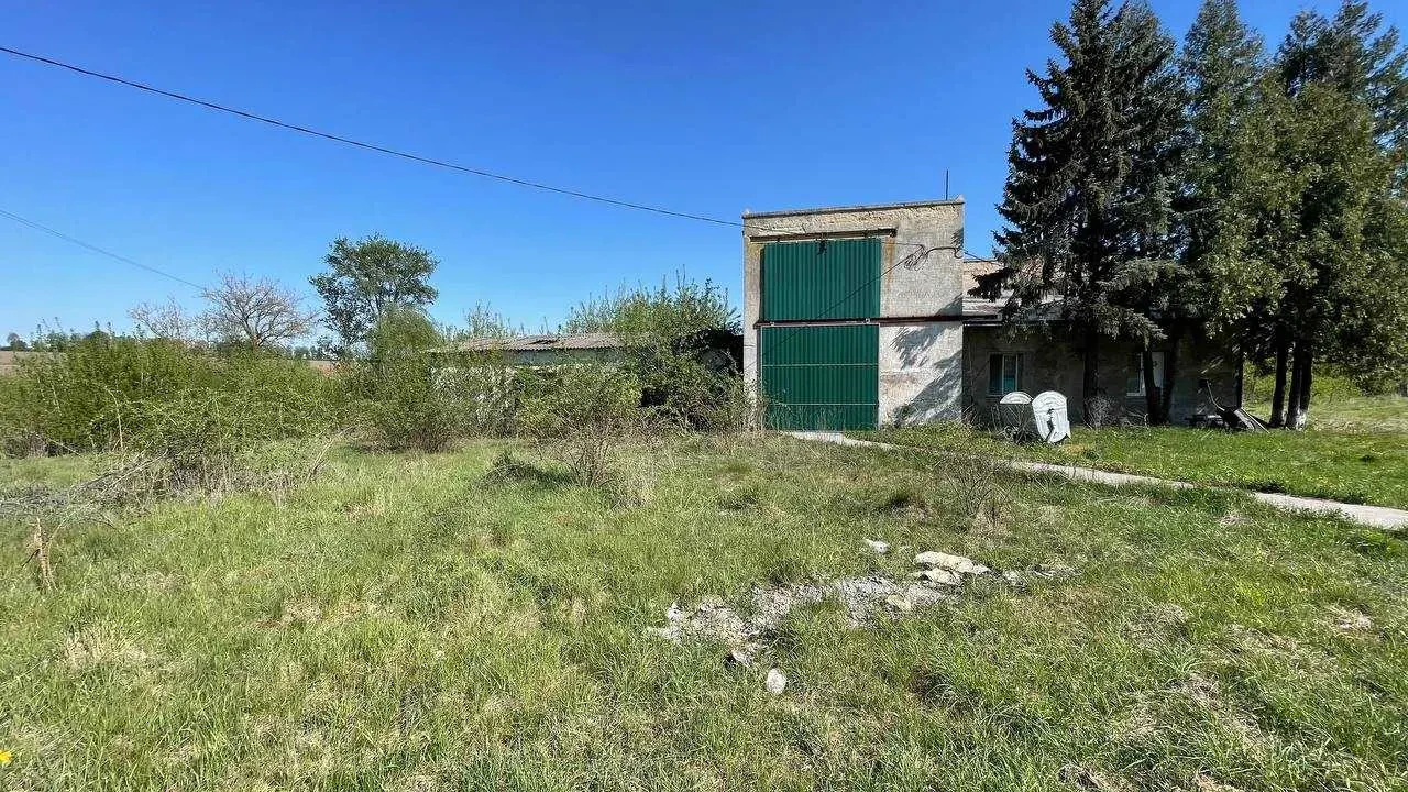 приміщення, будівлі Ярмолинецький, Ярмолинці, Залізнична 15 13