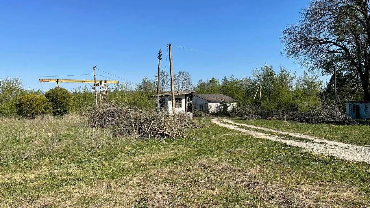 приміщення, будівлі Ярмолинецький, Ярмолинці, Залізнична 15 5