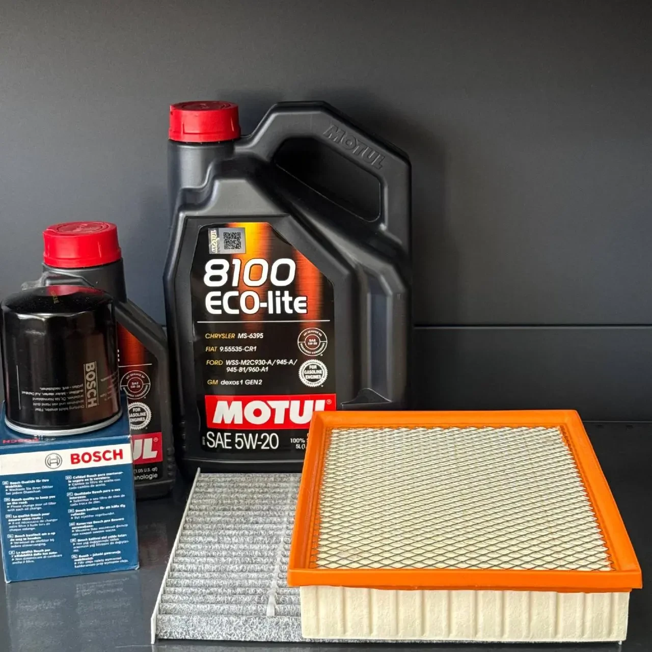 Комплект для ТО Motul 5w20 Ford Edge 2 (2.0)/Edge 4 (2.0)15-20/Fusion(2.5)13-20 Lincoln MKZ(2.0)14-19/Nautilus (2.0)19 (Маслo,