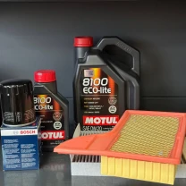 Комплект для ТО Motul  0w20 Ford Mustang (3.7)15-17 (Масло 6л, фільтр масляний, фільтр повітряний, фільтр салону вугільний)
